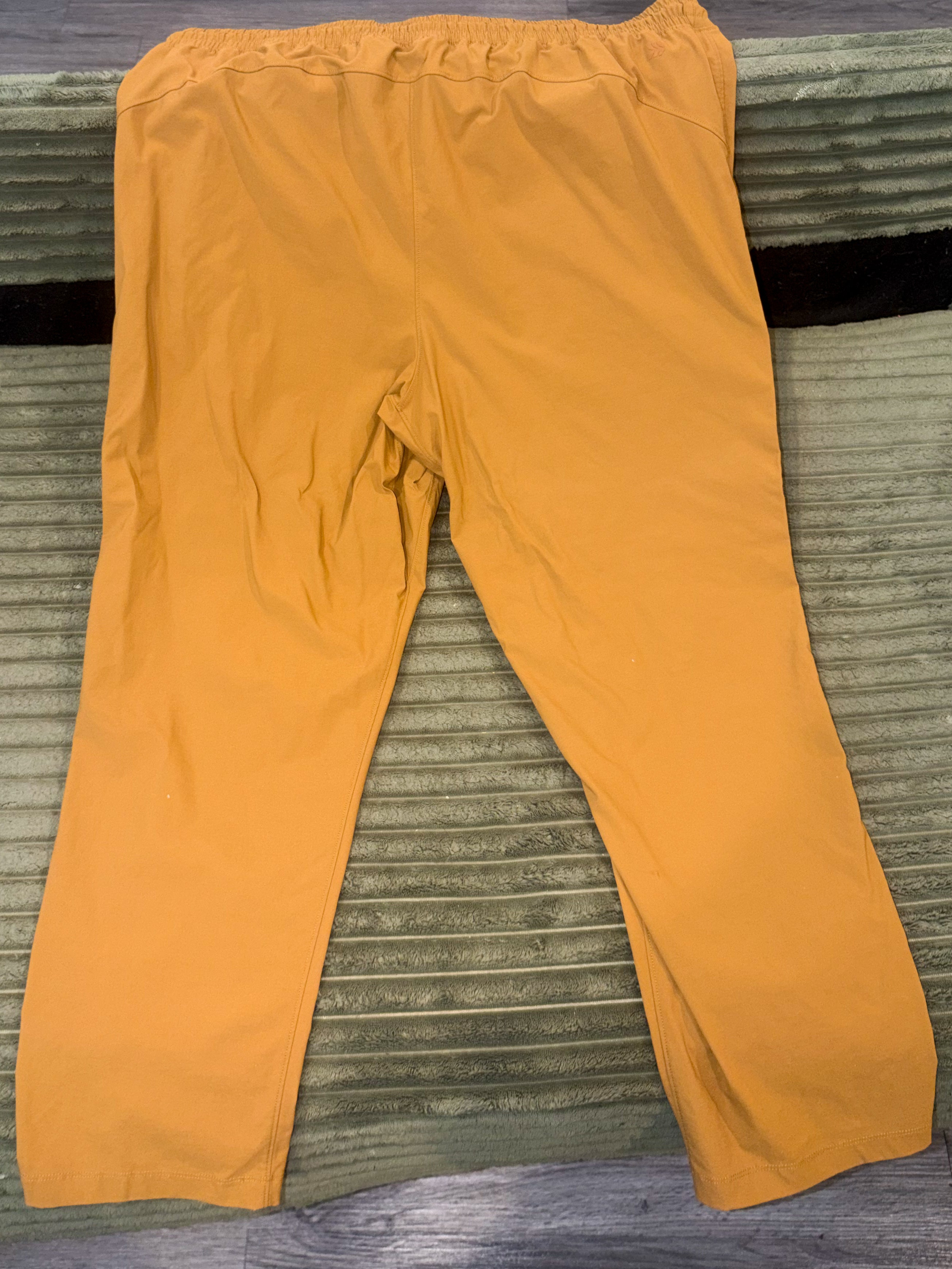 Men's Khaki All In Motion joggers size XXL